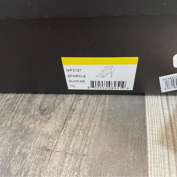 Badgley Mischka Metallic‎ Gunfab Sparkle High Heels 7.5 - Picture 7 of 8